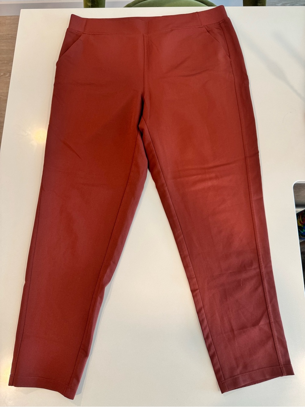 Women’s Pull-On Track Pants in Brick Red
